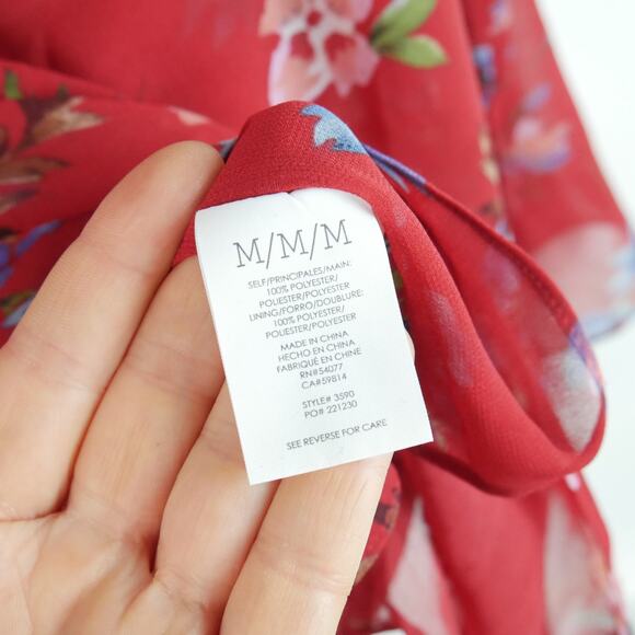 Cabi Devoted Blouse Medium Red Floral Chiffon Bell Sleeve Feminine Romantic - Picture 7 of 8